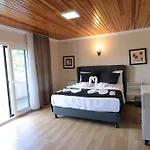 Otel Olive Branch *