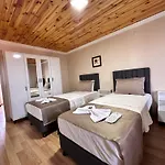 Olive Branch Otel