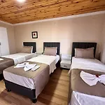 Olive Branch Otel