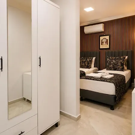 Hotel Olive Branch